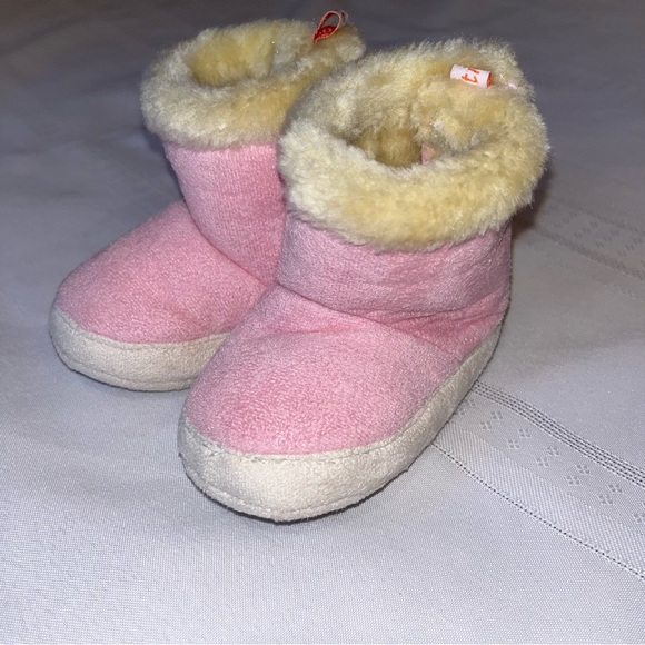 Tickle Toes Baby Girls Pink Warm Winter Boots Faux Fur Lined Booties Size 3 - Picture 3 of 15